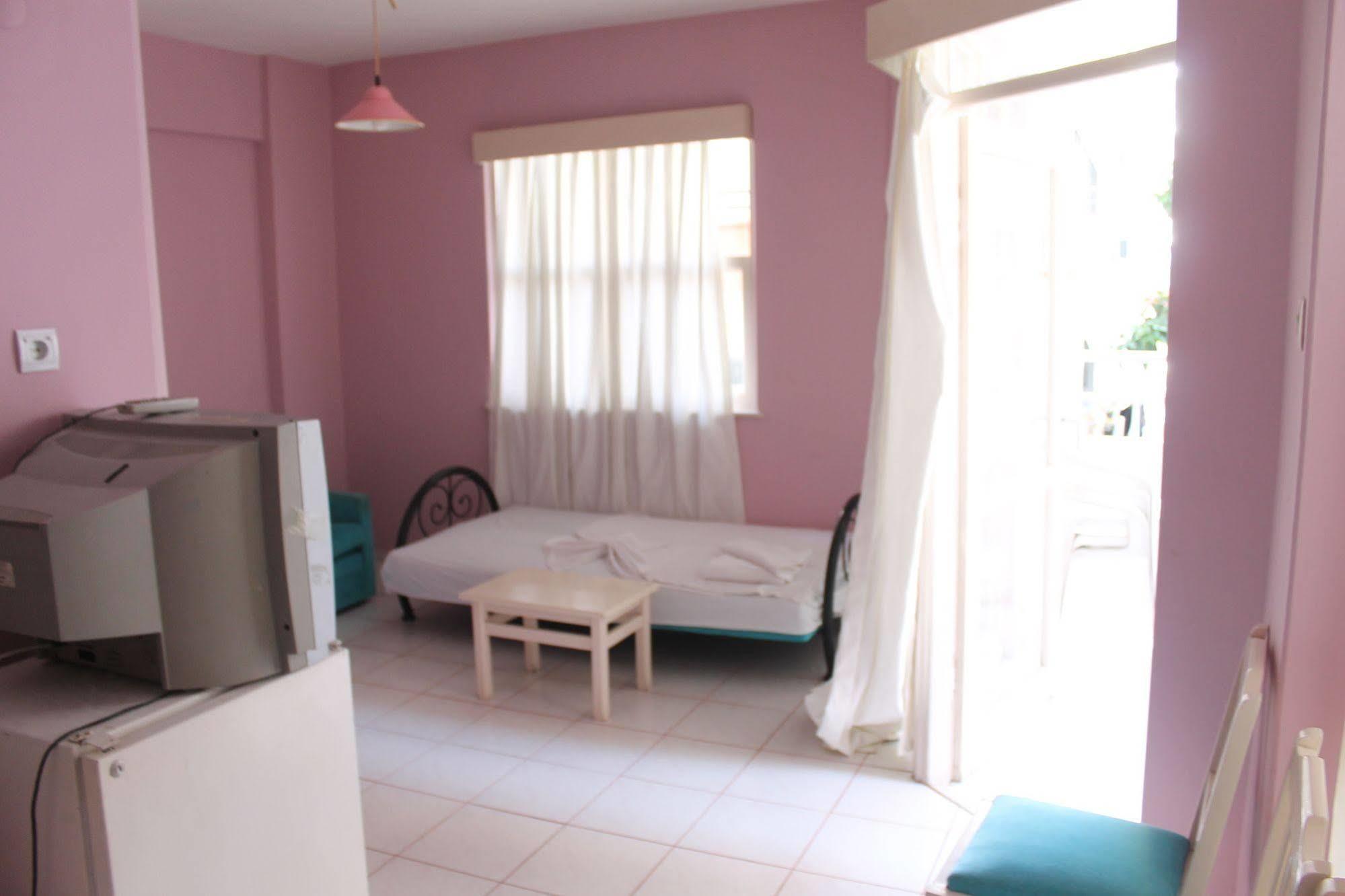 Rosella Hotel อลันยา ภายนอก รูปภาพ